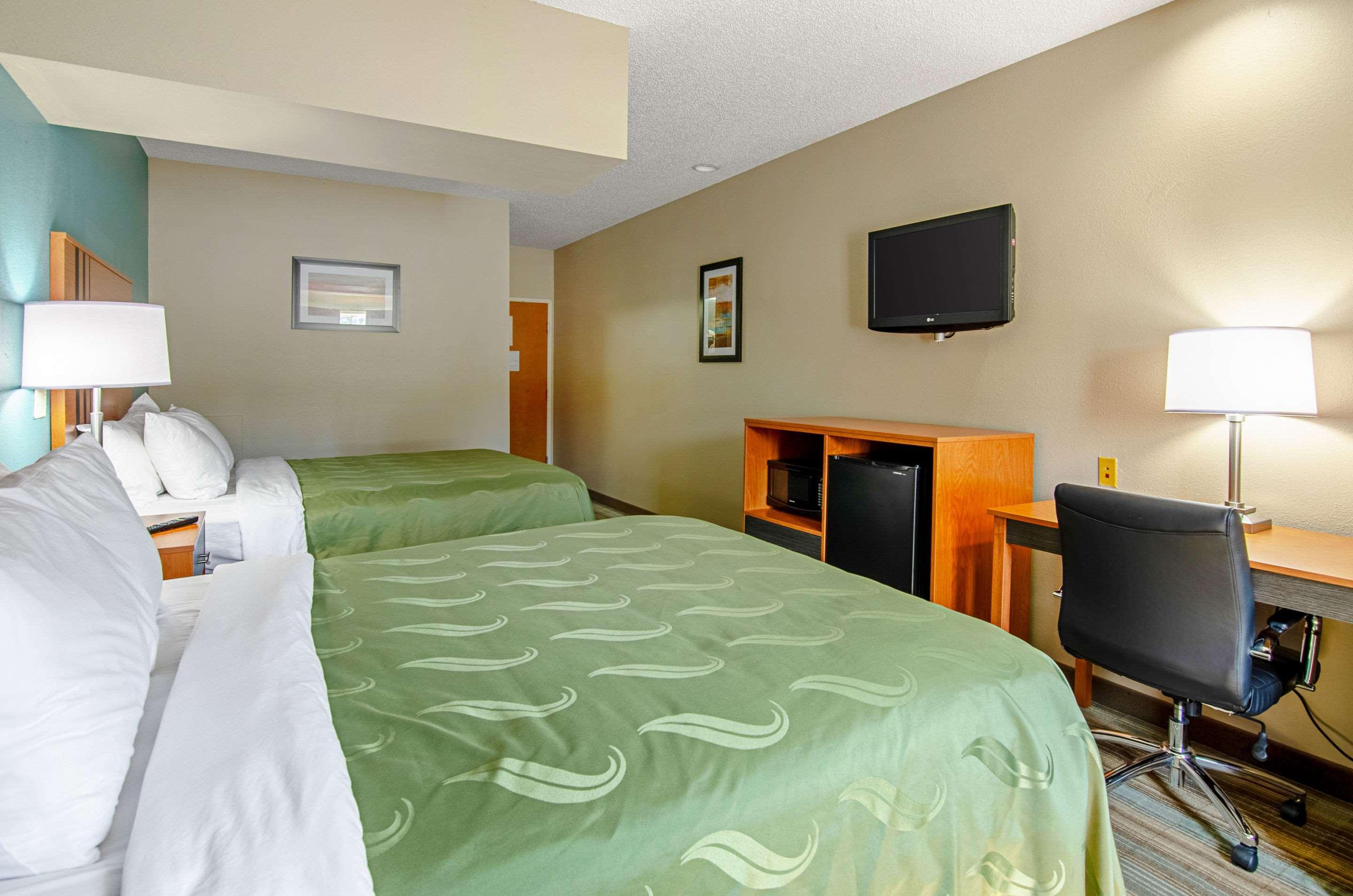 Quality Inn & Suites I-81 Exit 7 Bristol Exterior foto